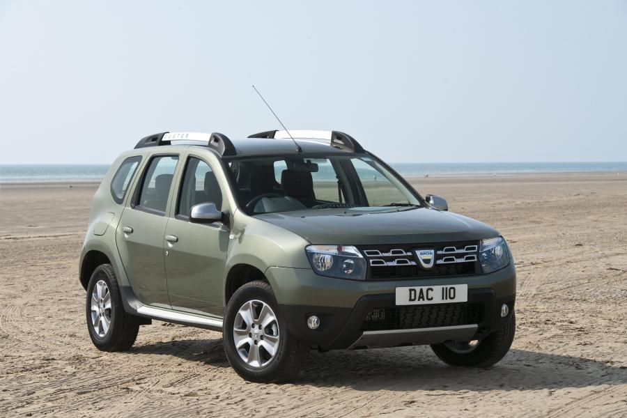  Dacia Duster 2015 года  (UK) (фото 1 из 12)
